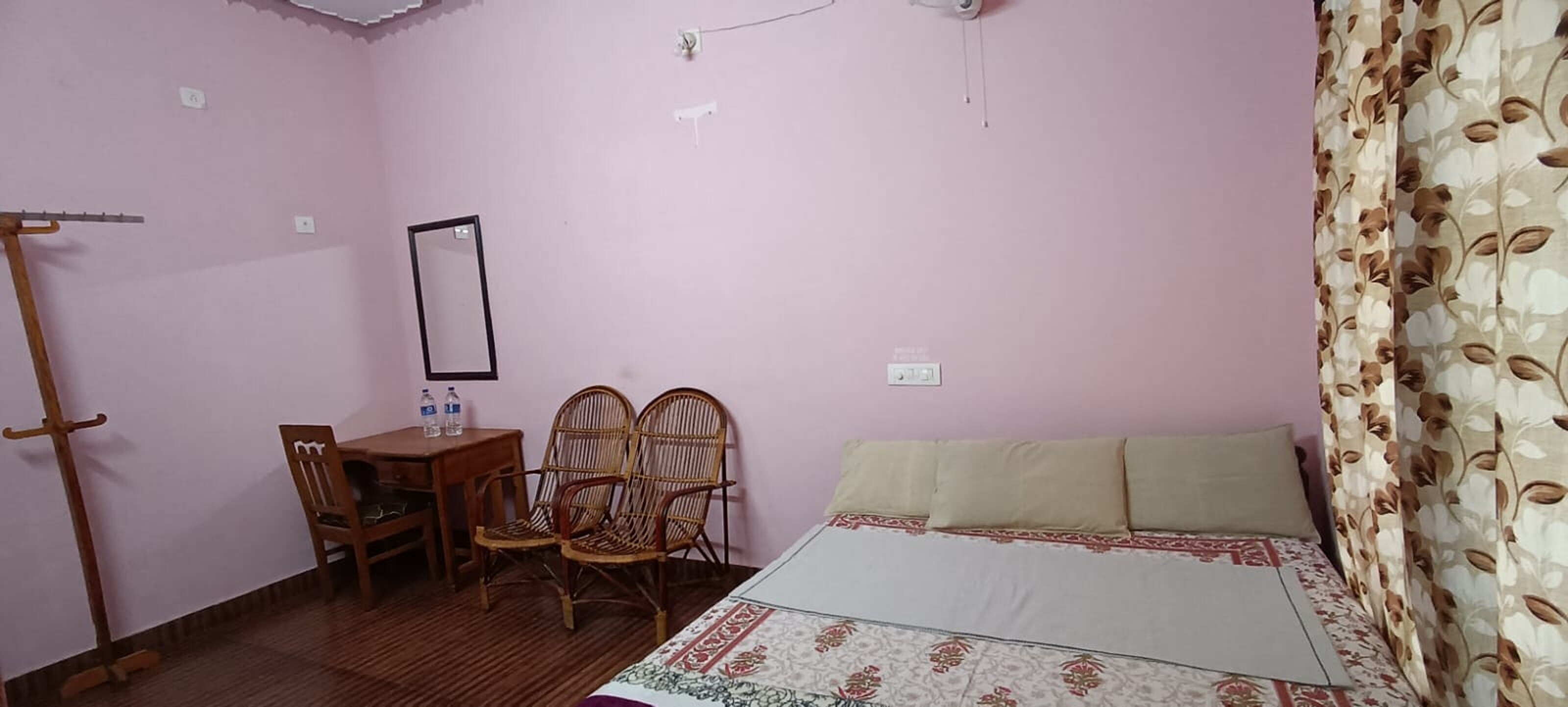 CountyPep Homestay - Tap to explore photos