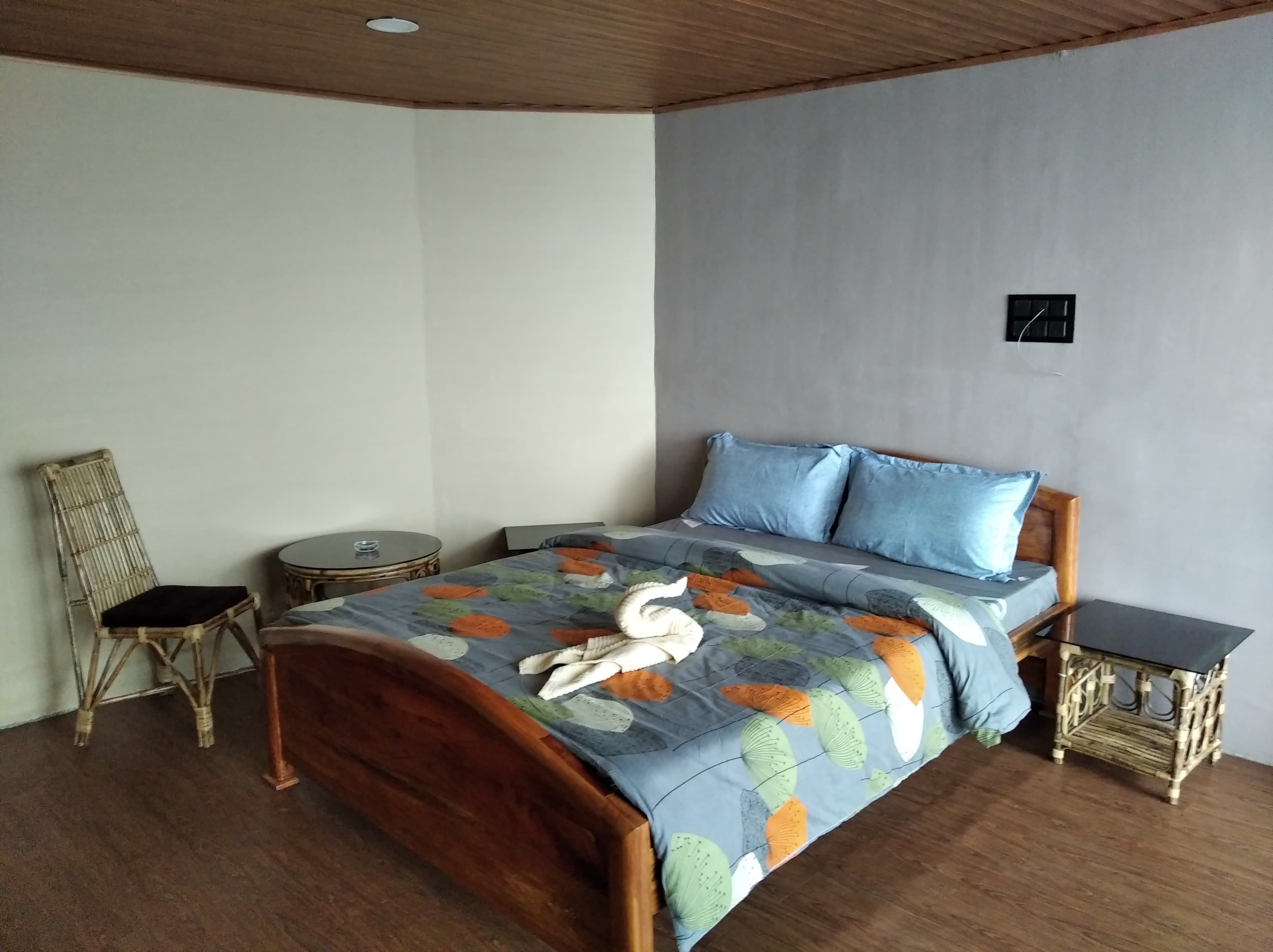 Pine Vista Homestay Darjeeling - Tap to explore photos