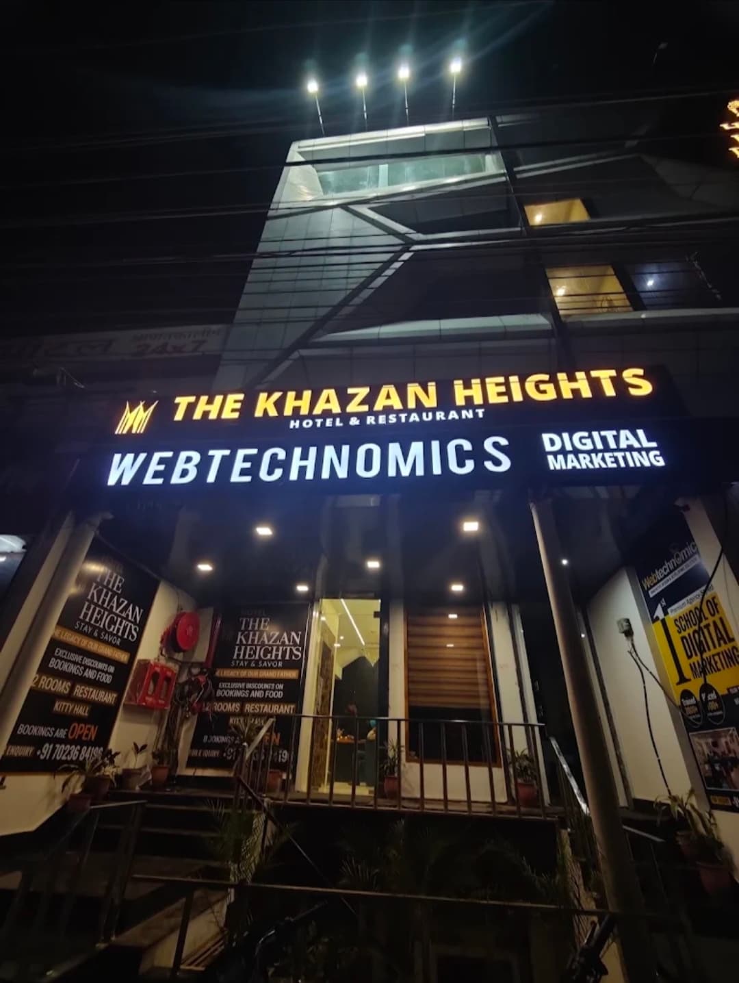 Hotel The Khazan Heights - Tap to explore photos