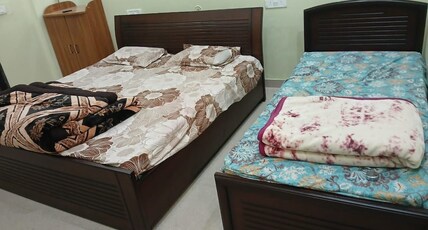 A Peaceful Divine Stay Parikrama Marg Vrindavan Room Type - A Peaceful Divine Stay Parikrama Marg Vrindavan