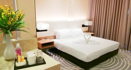 Upper View Regalia Hotel Kuala Lumpur Room Type - Family Room
