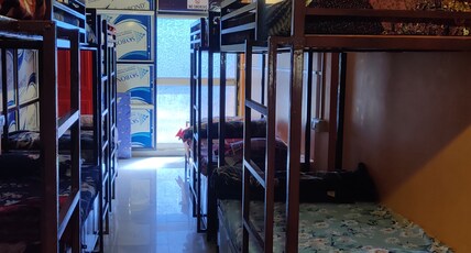 Maruti Dormitory Room Type - Bunk Bed In Mixed Dormitory Both For Male And Female