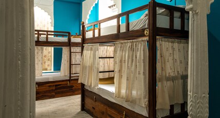 Hostel Mantra Udaipur Room Type - Bed in 6 Bed Mixed AC Dorm with Attached Bathroom