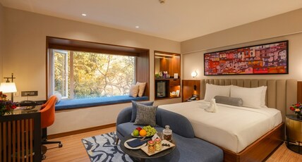 Pride Premier Pune Room Type - Superior King Room