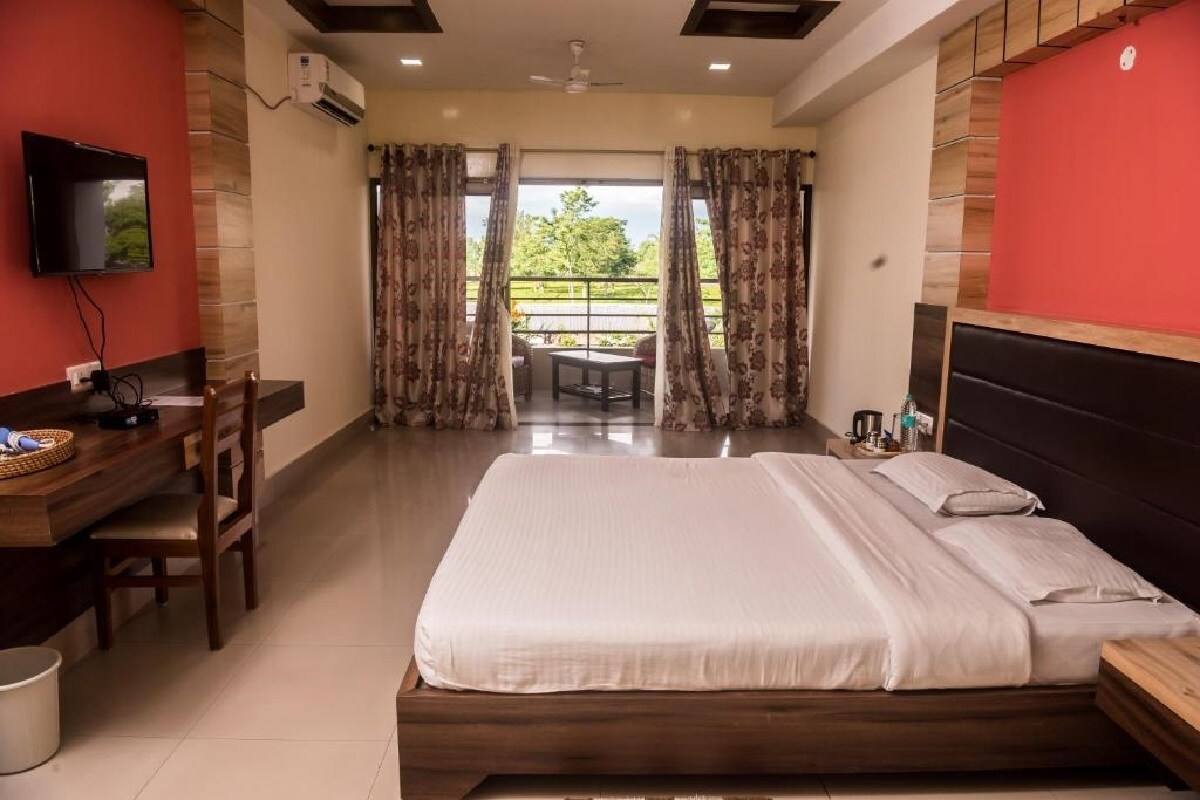 Hotel Aatreyee - Tap to explore photos