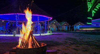 Seashore Beach Camp By GRB Room Type - Deluxe Cottage