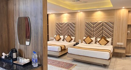 THE ELEGANZA Room Type - PRESIDENTIAL SUITE FAMILY