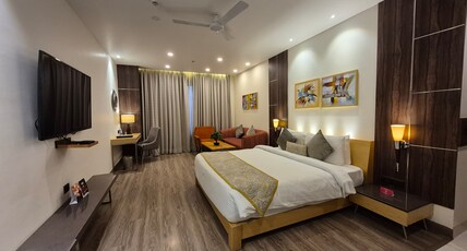 Ramada by Wyndham Ajmer Room Type - 1 King Bed Deluxe Non Smoking