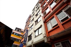 OYO 805 Hotel Brunai Holiday Inn