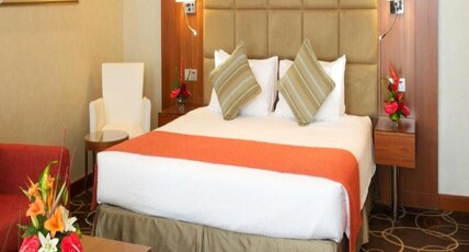 Montreal Barsha Hotel Room Type - Superior King with Balcony