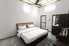 Shri Narayanam Guest House