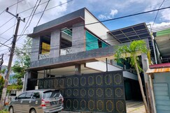 Hotel O Kost 3 Kelor Syariah