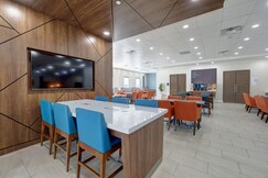 Holiday Inn Express Corpus Christi Beachfront, an IHG Hotel