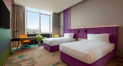 La Quinta by Wyndham Abu Dhabi Al Wahda Room Type - 2 Single Beds, City View, Non-Smoking