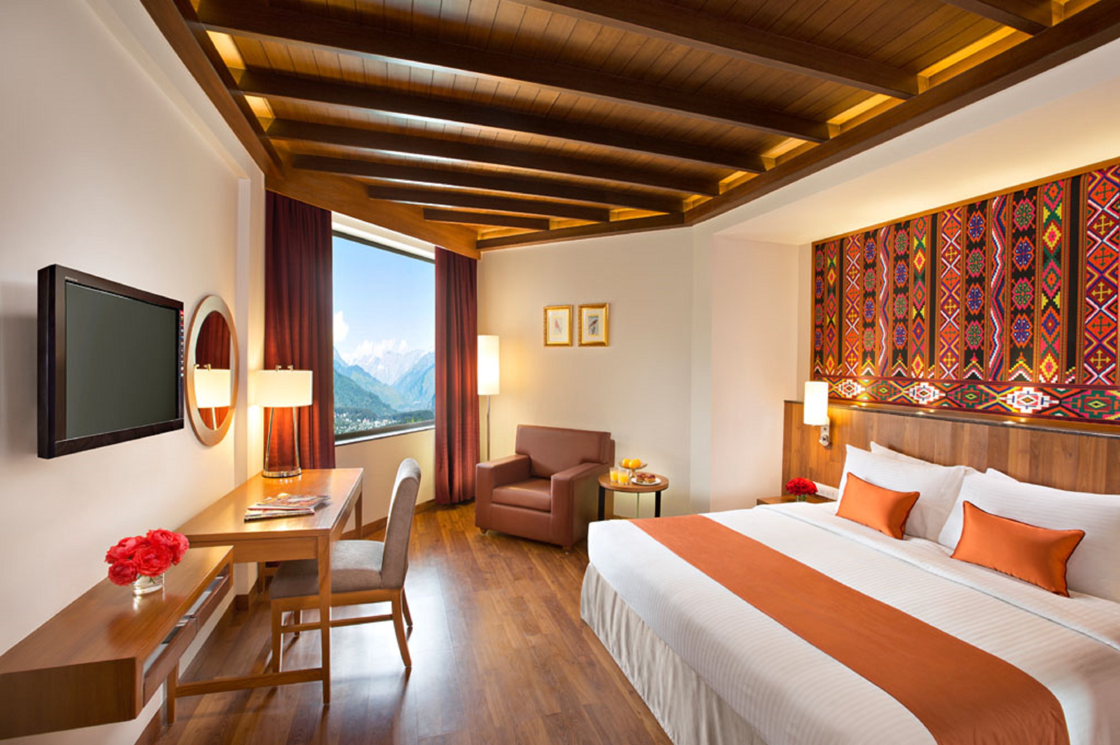 Sterling Manali (Centrally Heated Resort) - Tap to explore photos