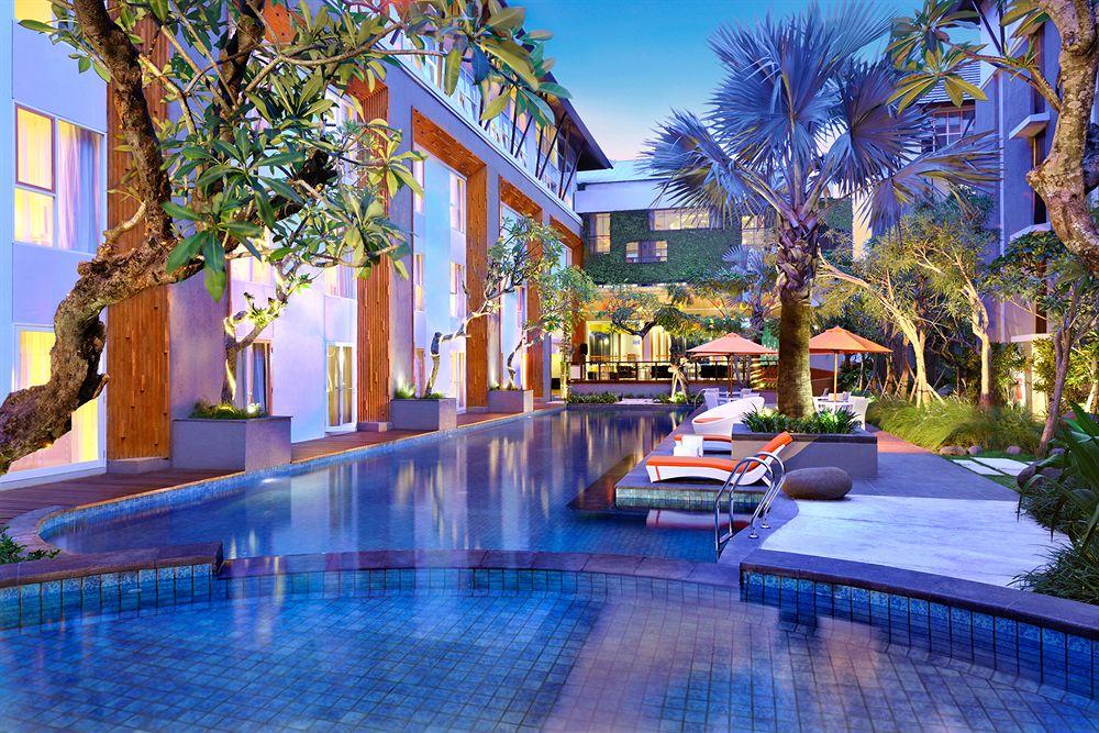 Harris Hotel & Residences Sunset Road - Tap to explore photos
