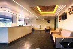 Hotel MG Paradise