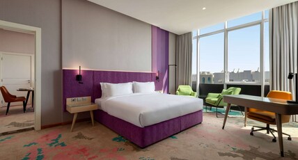 La Quinta by Wyndham Abu Dhabi Al Wahda Room Type - 1 King Bed, Suite, City View, Non-Smoking La Quinta by Wyndham Abu Dhabi Al Wahda Room Type - 1 King Bed, Suite, City View, Non-Smoking