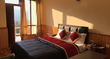 Hotel Park Room Type - Superior Room with Gangtok Valley View