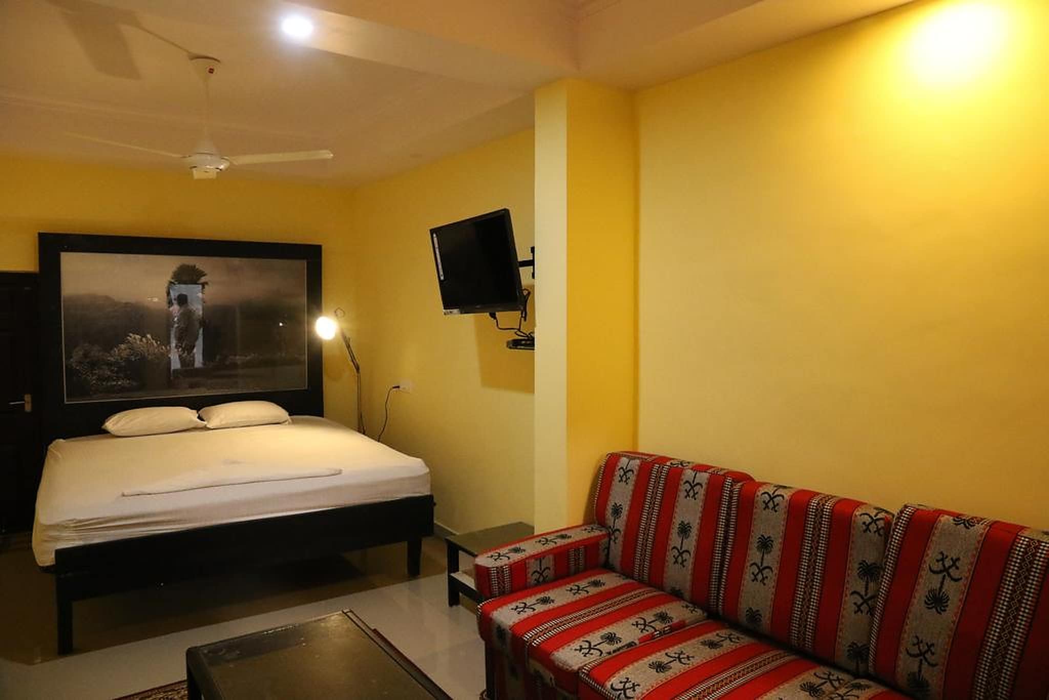 AIRCO Le Grand Inn - Tap to explore photos