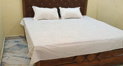 Awadh hotel Room Type - Bedroom 8