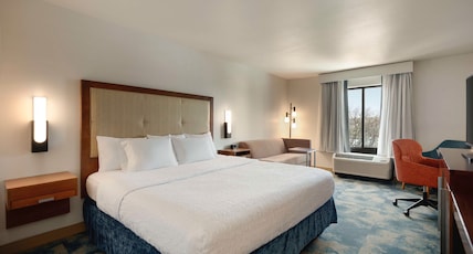 Hampton Inn & Suites by Hilton San Marcos Room Type - 1 KING BED STUDY NONSMOK