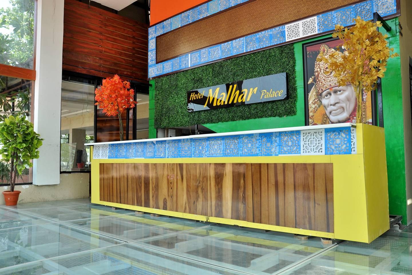 Hotel Malhar Palace - Tap to explore photos