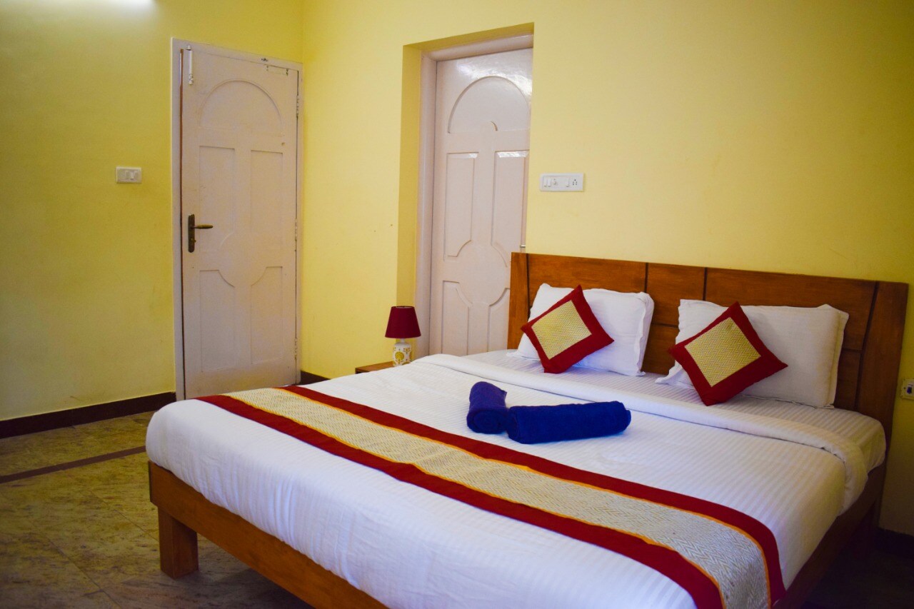 Saky's Villa | 3 BHK Madras Beach House - Tap to explore photos