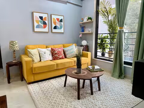 Fortune Modern 2BHK in Bandra at Trendy Location - Tap to explore photos