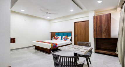 FabHotel AR Executive Room Type - Deluxe Room