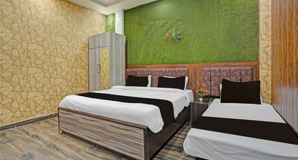 Super Hotel O Sarnath Stupa Varanasi Formerly Bollywood Guest House Room Type - Deluxe