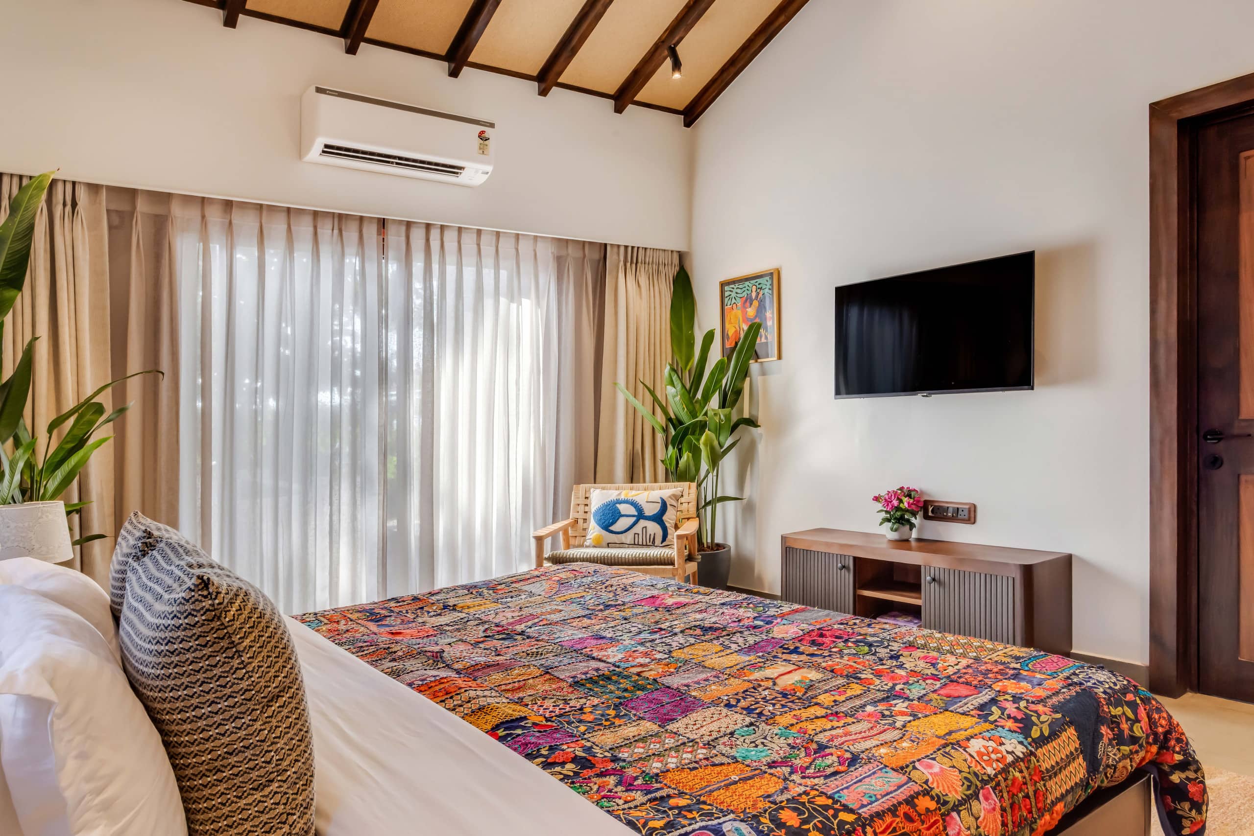 Hireavilla | Casa Melina 1BR Private Beach House in Anjuna - Tap to explore photos