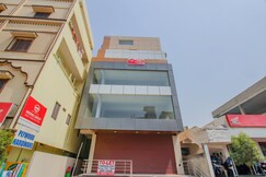 Address of SPOT ON Pnd Complex