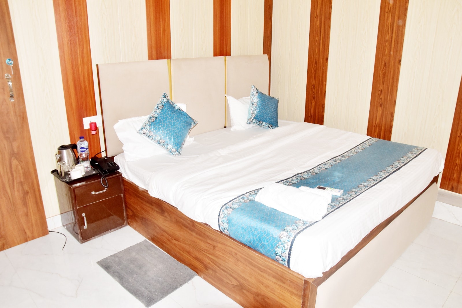 Pari Residency Ayodhya - Tap to explore photos