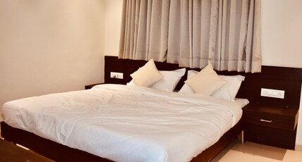 Hotel Vrindavan Palace Room Type - Standard Double Room