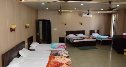 HOTEL KRAZY Room Type - Suite Room