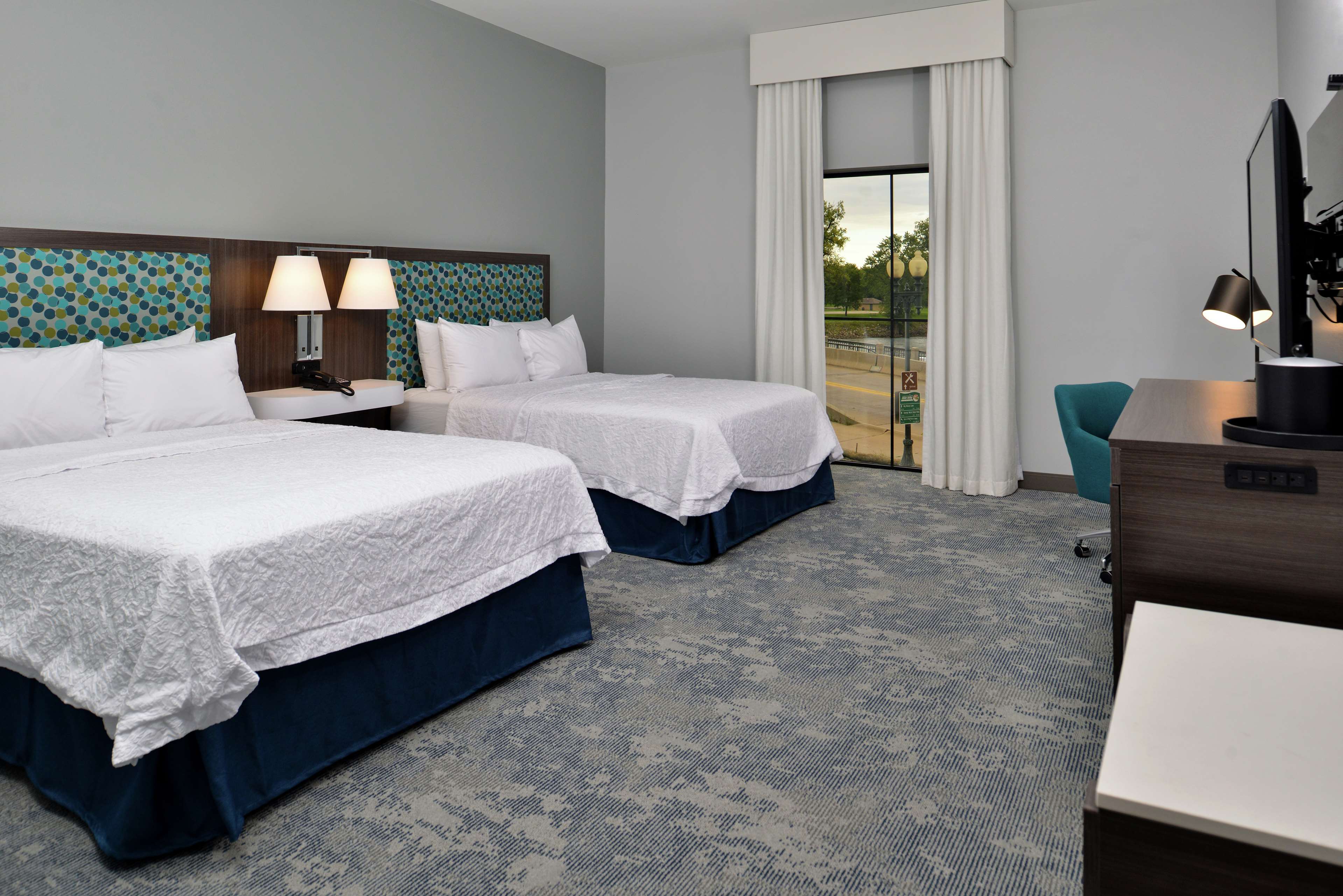 Hampton Inn by Hilton Cedar Falls Downtown - Tap to explore photos