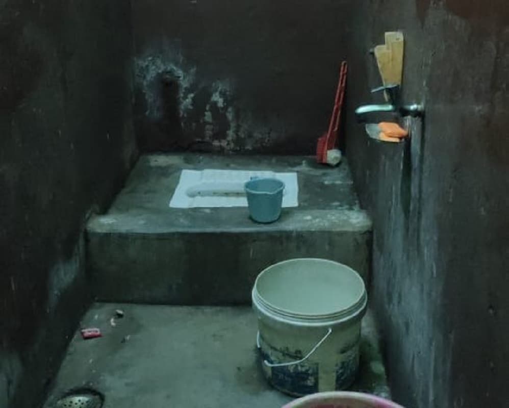 Abhishek Home Stay - Tap to explore photos