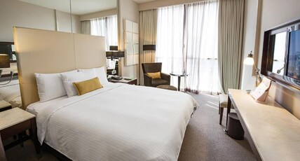 Centro Al Manhal by Rotana Room Type - Centro Prime Room - Queen Bed