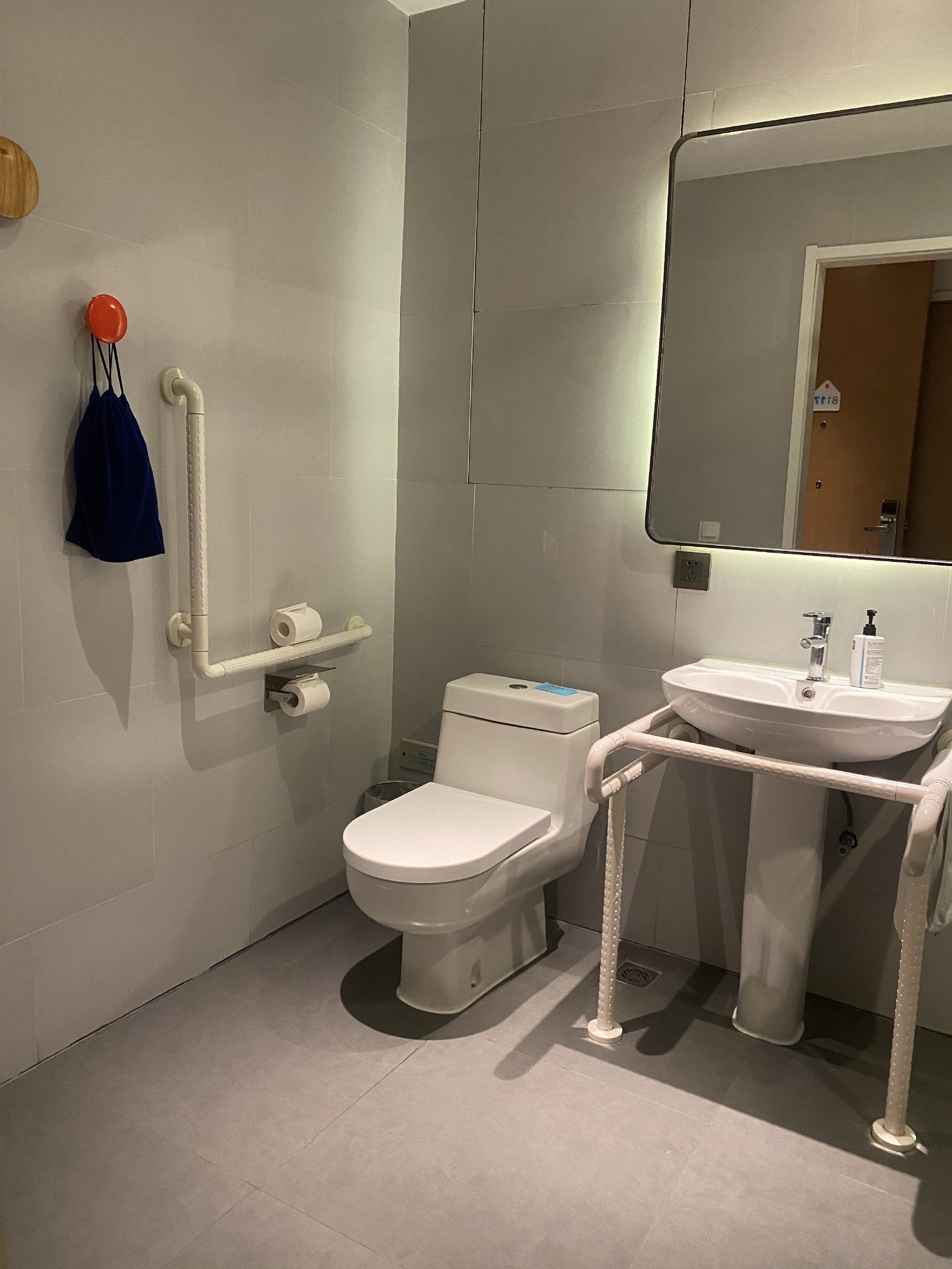 Holiday Inn Express Hefei Shushan - Tap to explore photos