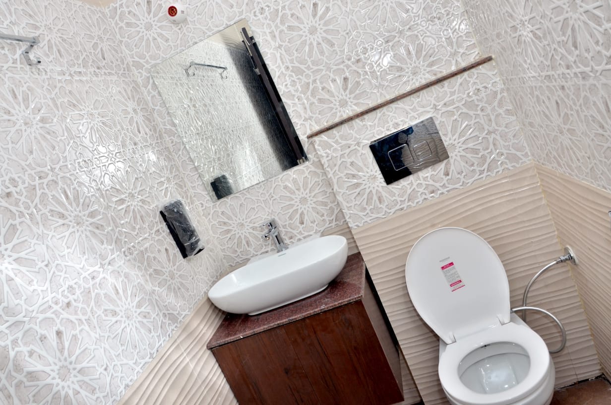 Kingstar Residency - Tap to explore photos