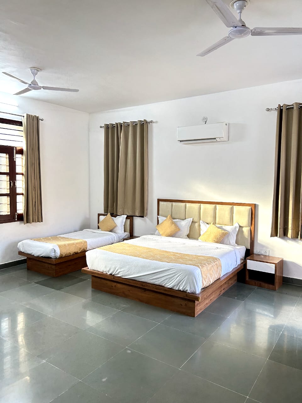 Molshree Farms Homestay Udaipur - Tap to explore photos