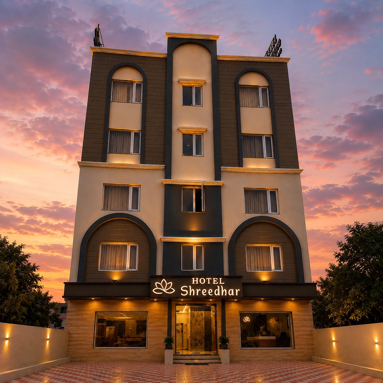 Wanderama Hotel Shreedhar,Dwarka - Tap to explore photos