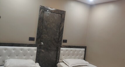 Hotel Thakur Mahal Room Type - TWIN BED NON-AC ROOM (D-206)