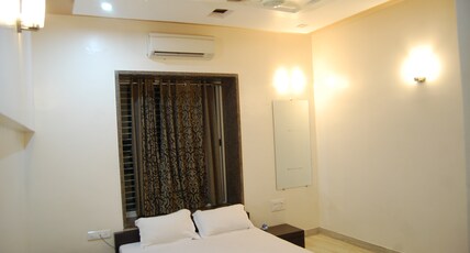 BL PALACE  Room Type - Standard Room