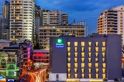 Holiday Inn Express Bangkok Sukhumvit 11