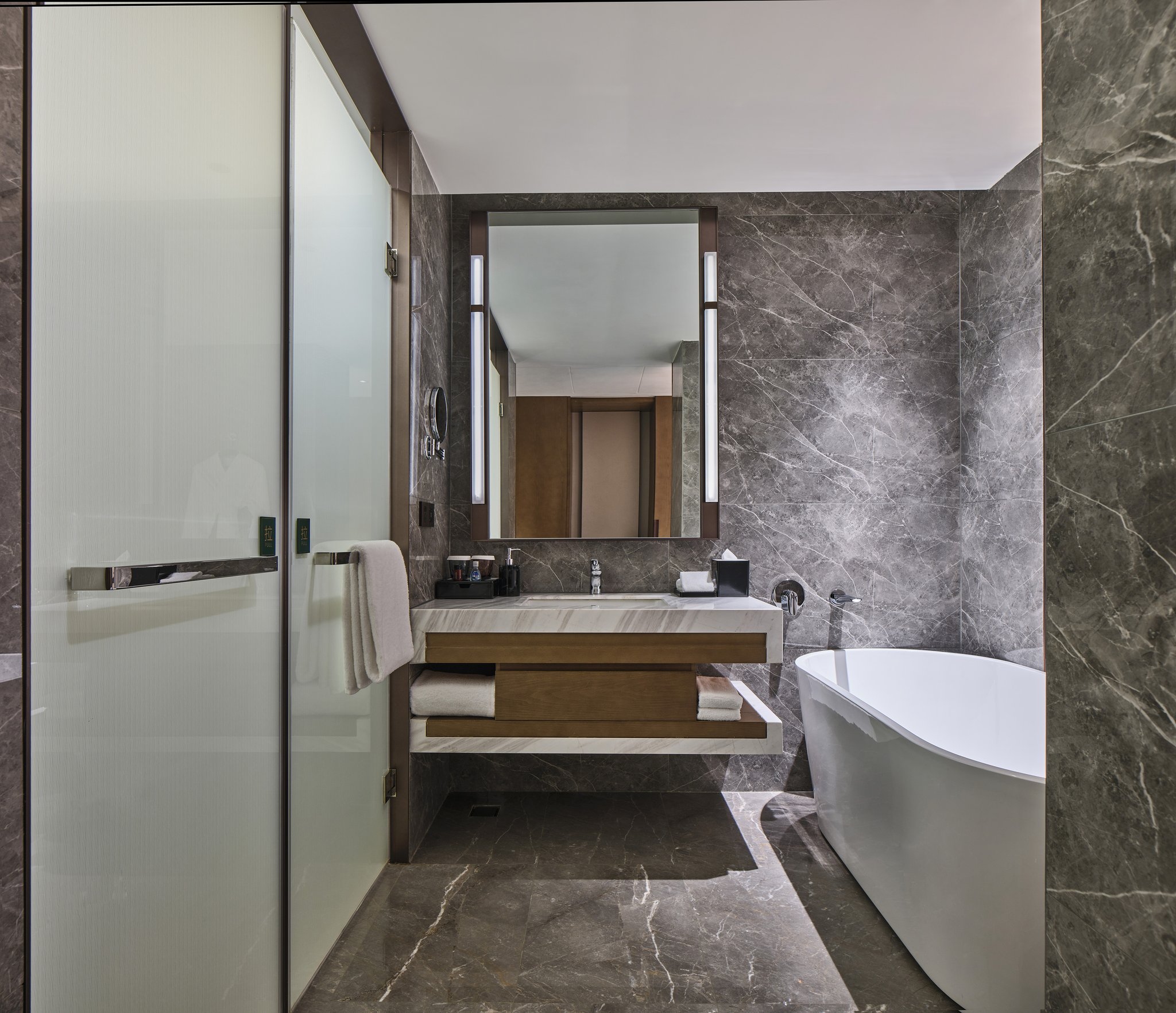 Crowne Plaza CHENGDU WUHOU - Tap to explore photos