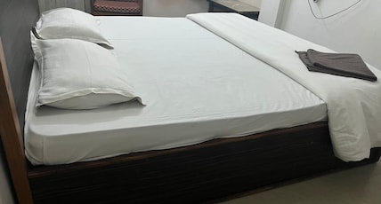 Hotel Ananda Room Type - Semi-luxury Room Hotel Ananda Room Type - Semi-luxury Room