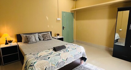 DreamXstay Room Type - Bedroom 101