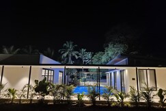 Casa The Serenity 3BHK with 24hours Music and Pool